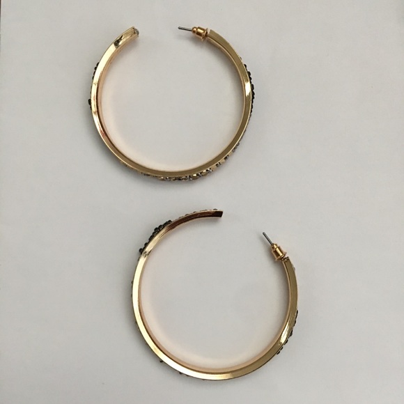 Gold Hoop Earrings For Women Medium Hoops - Picture 7 of 8